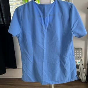 Like New Fig Scrubs – Women’s Size Small | Perfect for Work or Play!